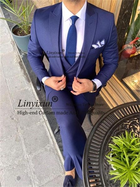 men's suits & blazers casual 3 pieces men for wedding peaked lapel trajes de hombre groom tuxedo male business blazer masculino costume, White;black
men's suits & blazers casual 3 pieces men for wedding peaked lapel trajes de hombre groom tuxedo male business blazer masculino costume, White;black