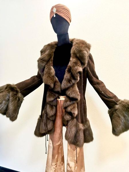 women's fur & faux arlene sain italy imported ready-to-wear fashion catwalk model russia sable mink two-sided wear, Black
women's fur & faux arlene sain italy imported ready-to-wear fashion catwalk model russia sable mink two-sided wear, Black