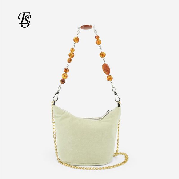 evening bags women's bag 2021 fashion autumn and winter plush one-shoulder female retro ackley bead chain dumplings wholesale
evening bags women's bag 2021 fashion autumn and winter plush one-shoulder female retro ackley bead chain dumplings wholesale