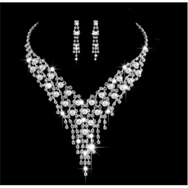 wonderful 2set/lots low price diamond crystal 925 silver bride wedding lady's set necklace earings up-market 13.15
wonderful 2set/lots low price diamond crystal 925 silver bride wedding lady's set necklace earings up-market 13.15