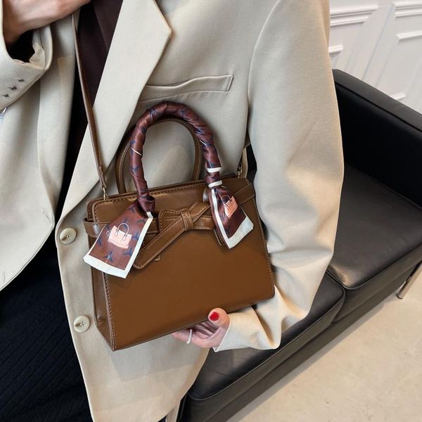 evening bags bolso mujer 2021 shopping bag for women texture large capacity fashion handbag messenger tote
evening bags bolso mujer 2021 shopping bag for women texture large capacity fashion handbag messenger tote
