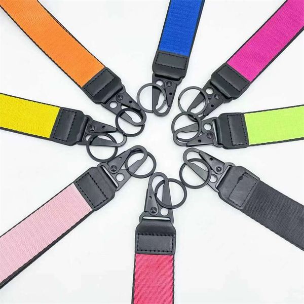 2022 fashion series brand key chain designer carved logo alloy buckle men and women fashion decorative keychain with exquisite pac296d, Silver
2022 fashion series brand key chain designer carved logo alloy buckle men and women fashion decorative keychain with exquisite pac296d, Silver