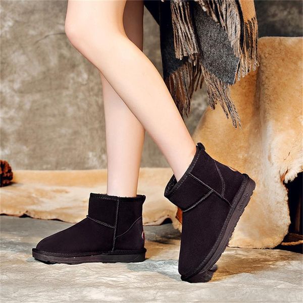 boots women's snow 2021 autumn and winter style plus velvet thickened leather warm cotton shoes all-match leisure, Black
boots women's snow 2021 autumn and winter style plus velvet thickened leather warm cotton shoes all-match leisure, Black