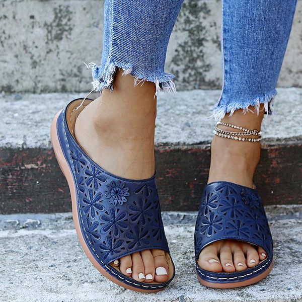 slippers leather flower wedges sandals woman casual flip flops summer retro 2021 women shoes pu sewing beach ladies, Black
slippers leather flower wedges sandals woman casual flip flops summer retro 2021 women shoes pu sewing beach ladies, Black