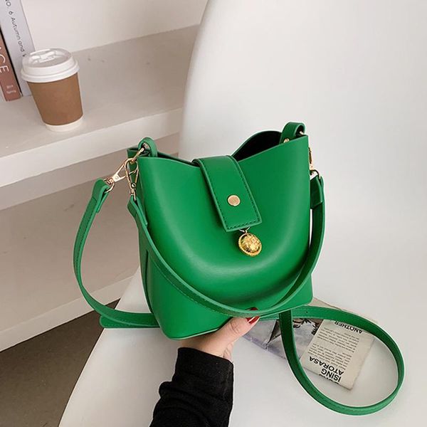 evening bags vintage casual bucket women shoulder crossbody messenger 2021 brand handbags ladies female purses and luxury designer
evening bags vintage casual bucket women shoulder crossbody messenger 2021 brand handbags ladies female purses and luxury designer