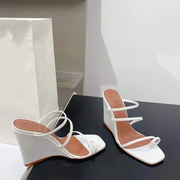heels women sandals designer wedding dress high heeled slippers coarse heel leather suede casualshoes metal buckle for parties fashion occup, Black
heels women sandals designer wedding dress high heeled slippers coarse heel leather suede casualshoes metal buckle for parties fashion occup, Black