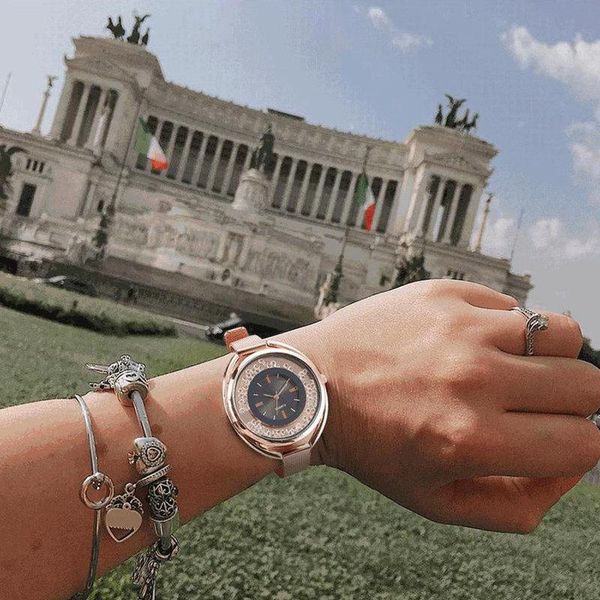 wristwatches selling watch fashion women watches creative luxury crystal rhinestone steel quartz relogio zegarek damski, Slivery;brown
wristwatches selling watch fashion women watches creative luxury crystal rhinestone steel quartz relogio zegarek damski, Slivery;brown