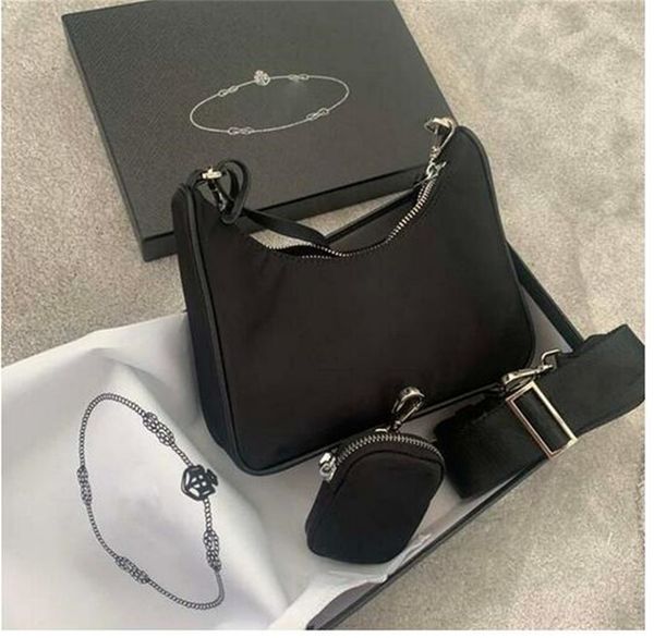2021 mini purse small bag wrist bags fashion item woman man accessories luxurys bag designers product lady wrist bag wallet
2021 mini purse small bag wrist bags fashion item woman man accessories luxurys bag designers product lady wrist bag wallet