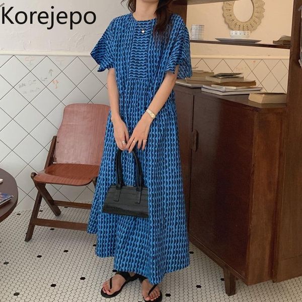 casual dresses korejepo women dress 2021 summer korean chic elegant retro o-neck wave pattern printing loose flying sleeve long female, Black;gray
casual dresses korejepo women dress 2021 summer korean chic elegant retro o-neck wave pattern printing loose flying sleeve long female, Black;gray