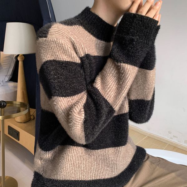 2021 winter plus veet sweater men's warmth fashion retro casual knitted pullover men stripes sweaters mens clothes rzka, White;black
2021 winter plus veet sweater men's warmth fashion retro casual knitted pullover men stripes sweaters mens clothes rzka, White;black