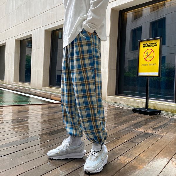 2021 new autumn arrival korean black plaid casual mens streetwear pants male checkered trousers plus size hy3n
2021 new autumn arrival korean black plaid casual mens streetwear pants male checkered trousers plus size hy3n