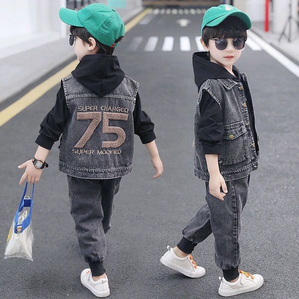 high-quality trendy childrens clothing boys foreign style denim suit 2022 new childrens autumn three-piece suit big kids, White
high-quality trendy childrens clothing boys foreign style denim suit 2022 new childrens autumn three-piece suit big kids, White