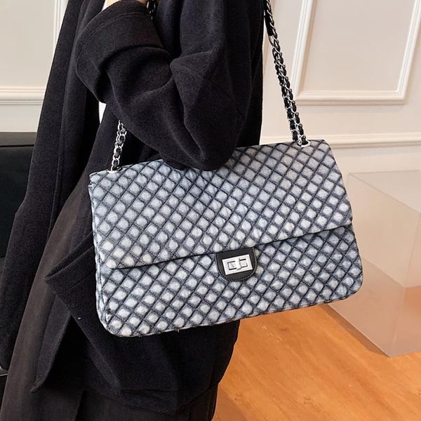 evening bags classic diamond pattern women plaid messenger bag big square female shoulder rhombus lattice large size luxury lady handbag
evening bags classic diamond pattern women plaid messenger bag big square female shoulder rhombus lattice large size luxury lady handbag