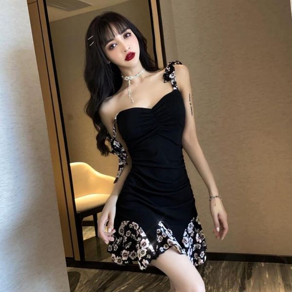 casual dresses anglo-american condole belt accept waist splicing floral falbala fishtail young woman dress, Black;gray
casual dresses anglo-american condole belt accept waist splicing floral falbala fishtail young woman dress, Black;gray