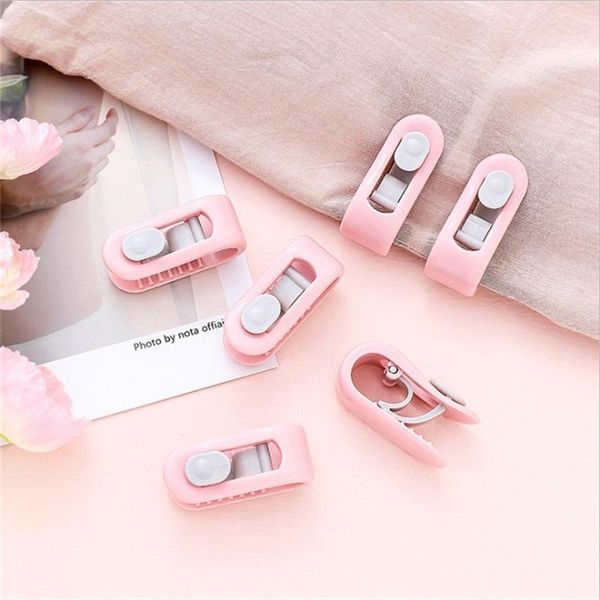 clothing & wardrobe storage 6pcs quilt holder non-slip cover sheet buckle clip invisible household corner safety needle-tools
clothing & wardrobe storage 6pcs quilt holder non-slip cover sheet buckle clip invisible household corner safety needle-tools