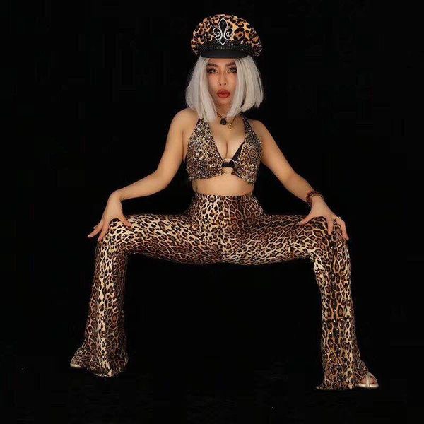 women's two piece pants (hat+bra+pants) crystals leotard 3 pieces set dj singer stage outfits nightclub leading dancer show costume, White
women's two piece pants (hat+bra+pants) crystals leotard 3 pieces set dj singer stage outfits nightclub leading dancer show costume, White