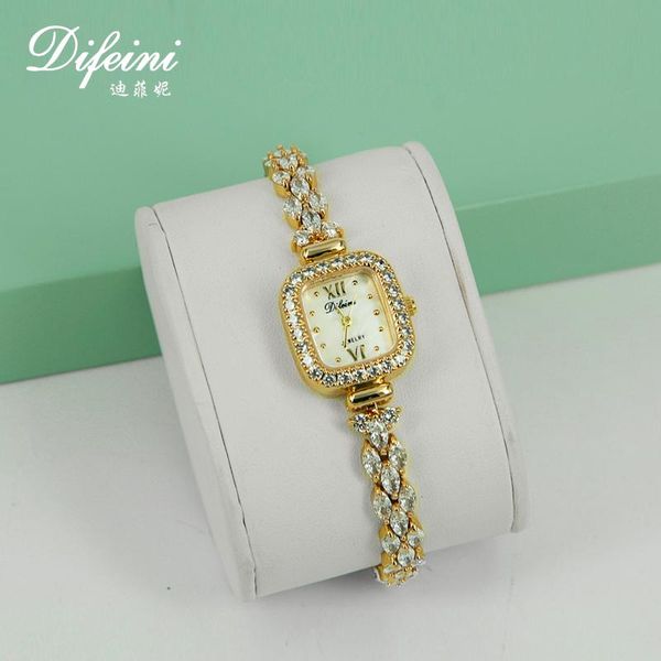 wristwatches thin ice out hip hop watch diamond silver steel women quartz watches luxury ladies wrist waterproof relogio masculino 2021, Slivery;brown
wristwatches thin ice out hip hop watch diamond silver steel women quartz watches luxury ladies wrist waterproof relogio masculino 2021, Slivery;brown