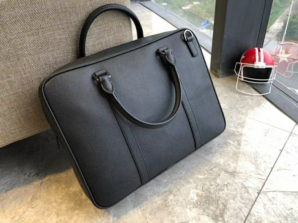 2021 winter new fashions mens designer luxury great bags black briefcase elling bags men crossbody bag briefcase
2021 winter new fashions mens designer luxury great bags black briefcase elling bags men crossbody bag briefcase