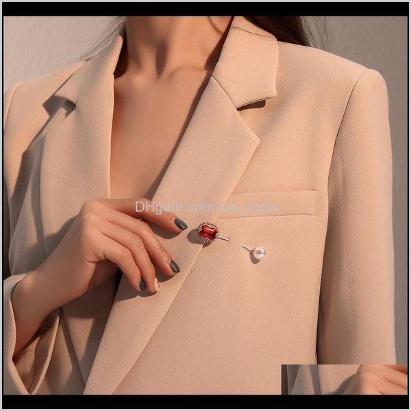 pins, elegant crystal evening dress brooch pins double head simation pearl lapel brooches for women wedding party jewelry aessories drop del, Gray
pins, elegant crystal evening dress brooch pins double head simation pearl lapel brooches for women wedding party jewelry aessories drop del, Gray