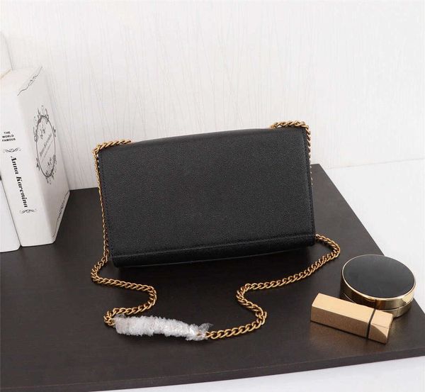 CLASSIC FLOWER Women's Luxury Designers Bags 2021 Fashionable and Comfortable One-shoulder Diagonal Bag Y Home Handbag B5
CLASSIC FLOWER Women's Luxury Designers Bags 2021 Fashionable and Comfortable One-shoulder Diagonal Bag Y Home Handbag B5