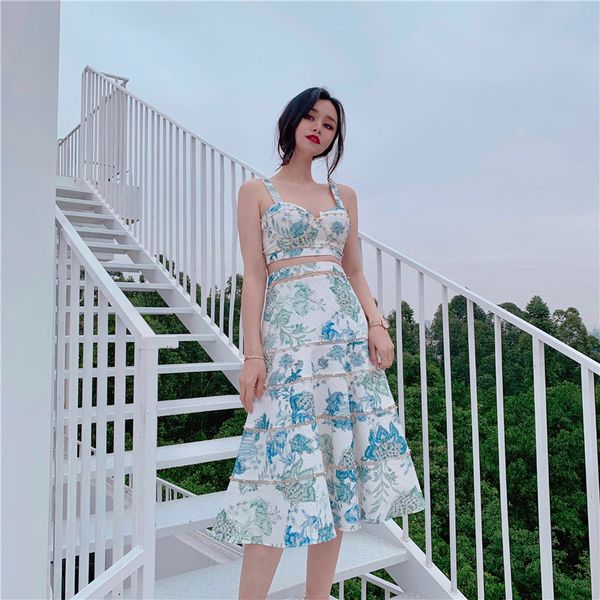 Patchwork Rivet Women Two Piece Sets Square Collar Spaghetti Strap Short Top High Waist Skirt Print Suit Female New, Black 
Patchwork Rivet Women Two Piece Sets Square Collar Spaghetti Strap Short Top High Waist Skirt Print Suit Female New, Black