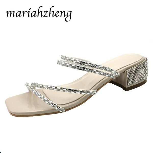 meriahzheng rome sandals women's chunky heel 2021 new summer rhinestone double purpose square heel women's slippers tws-555-3, Black
meriahzheng rome sandals women's chunky heel 2021 new summer rhinestone double purpose square heel women's slippers tws-555-3, Black
