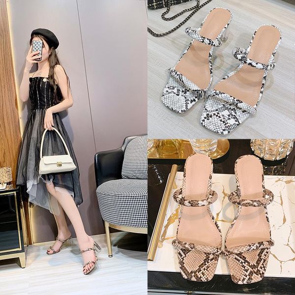 sandals 2021 summer snake pattern square head crystal fashion with thick heels simple and versatile word high, Black
sandals 2021 summer snake pattern square head crystal fashion with thick heels simple and versatile word high, Black