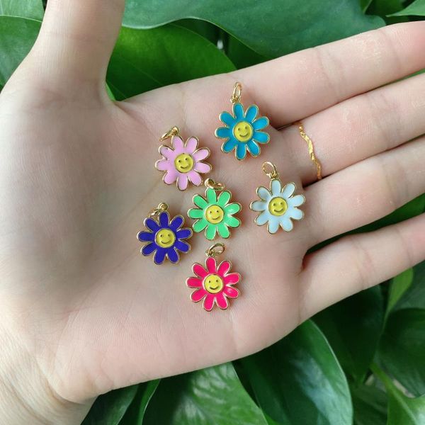 charms 5pcs/lot trendy colorful enamel sunflower happy face for necklaces bracelets making, Bronze;silver
charms 5pcs/lot trendy colorful enamel sunflower happy face for necklaces bracelets making, Bronze;silver