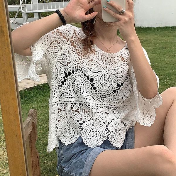 women's blouses & shirts solid white women casual blouse 2021 summer lady streetwear holiday style hollow out lace hook floral o-neck f
women's blouses & shirts solid white women casual blouse 2021 summer lady streetwear holiday style hollow out lace hook floral o-neck f