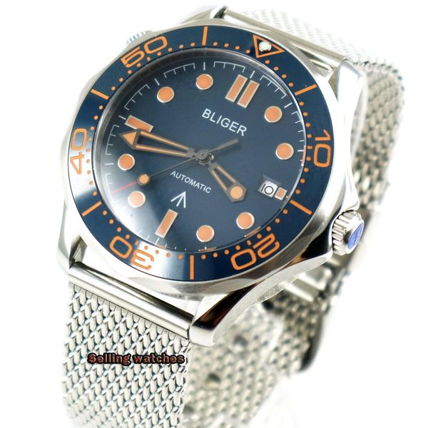 lightning 41 mm luxury watch sier stainless steel case sapphire glass ceramic tablecloth blue dial date lighting men automatic, Slivery;brown
lightning 41 mm luxury watch sier stainless steel case sapphire glass ceramic tablecloth blue dial date lighting men automatic, Slivery;brown
