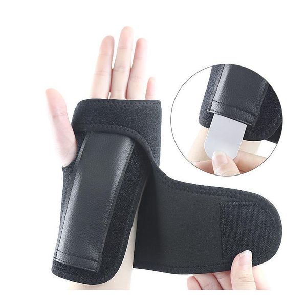 1pcs outdoor sports boxing wrist band sprain arthritis wristbands finger carpal protection bandage splint bracket wrist jllfyt, Black;red
1pcs outdoor sports boxing wrist band sprain arthritis wristbands finger carpal protection bandage splint bracket wrist jllfyt, Black;red