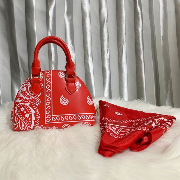 evening bag women s 2021 summer european station cashew flower mask set handbag 
evening bag women s 2021 summer european station cashew flower mask set handbag
