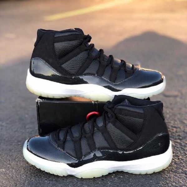 asketball shoes jumpman 25th anniversary low bred 45 cap and gown 72-10 white metallic silver running
asketball shoes jumpman 25th anniversary low bred 45 cap and gown 72-10 white metallic silver running