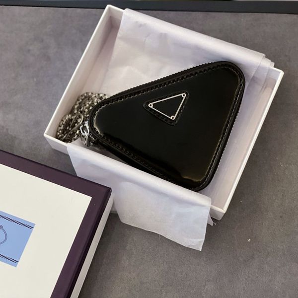 luxurys designers bag 21 new early spring park tower triangle badge zero wallet triangle bag chain strap small satchel ysj
luxurys designers bag 21 new early spring park tower triangle badge zero wallet triangle bag chain strap small satchel ysj