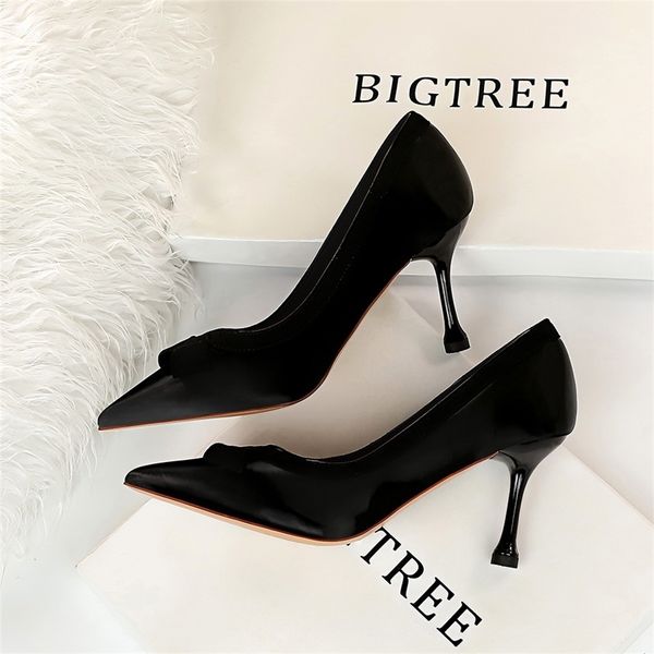 2021 new year fashion women's 8cm thin high heels bowknot silk rose pump women's formal silver wedding shoes, Black
2021 new year fashion women's 8cm thin high heels bowknot silk rose pump women's formal silver wedding shoes, Black