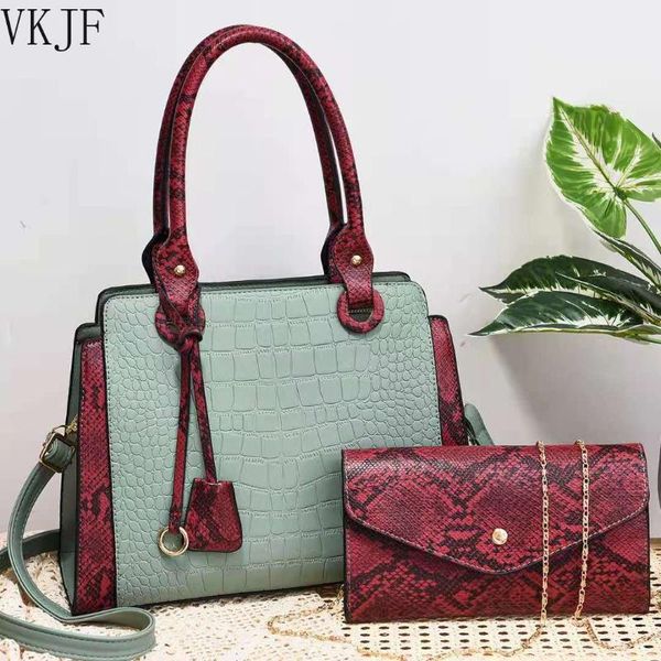 evening bags luxury quality female 2021 fashion shoulder large capacity crossbody bag retro snake print splicing handbag two sets
evening bags luxury quality female 2021 fashion shoulder large capacity crossbody bag retro snake print splicing handbag two sets