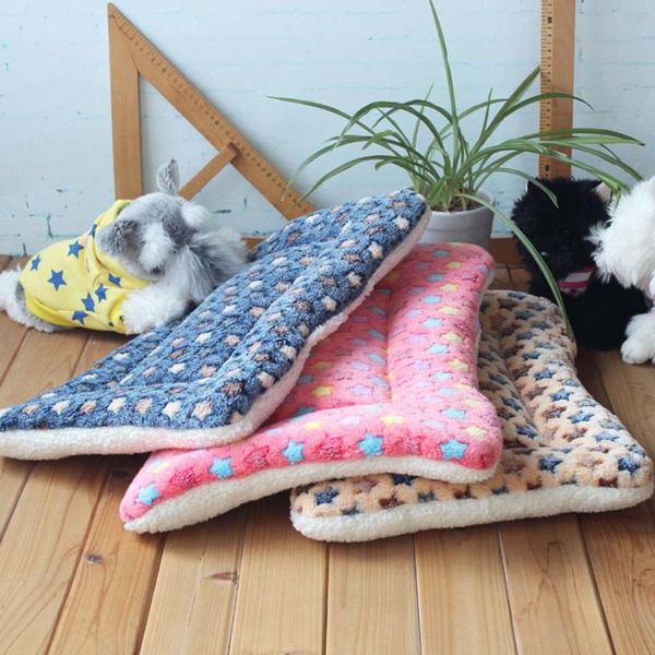 winter dog sleeping mat pet cushion soft puppy blanket quilt warm fleece pet beds for small large dogs cats chihuahua pad
winter dog sleeping mat pet cushion soft puppy blanket quilt warm fleece pet beds for small large dogs cats chihuahua pad