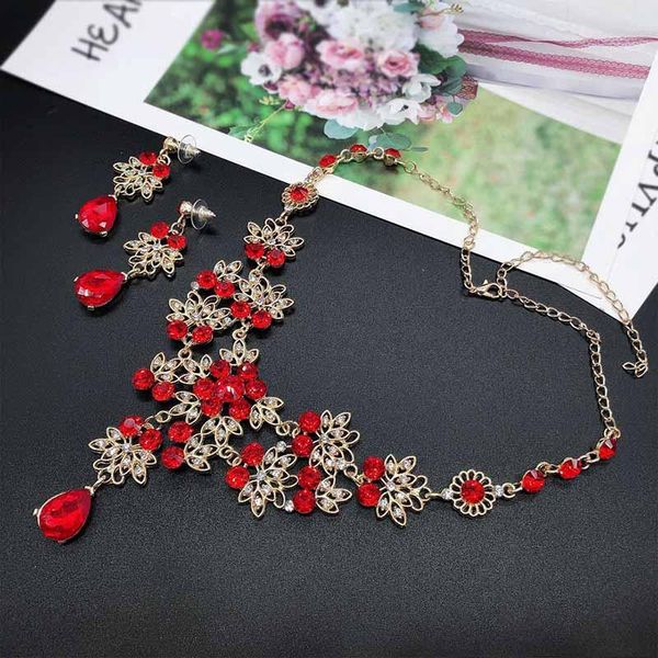 earrings & necklace bridal wedding hair jewelry sets red rhinestone tiaras and crowns for bride noiva women girls birthday party, Silver
earrings & necklace bridal wedding hair jewelry sets red rhinestone tiaras and crowns for bride noiva women girls birthday party, Silver