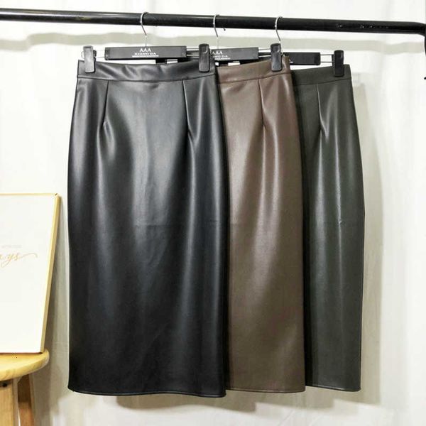 autumn winter long leather skirt women office urban pu pencil skirt high stretch abstract pattern slip hip skirts female q0119, Black
autumn winter long leather skirt women office urban pu pencil skirt high stretch abstract pattern slip hip skirts female q0119, Black