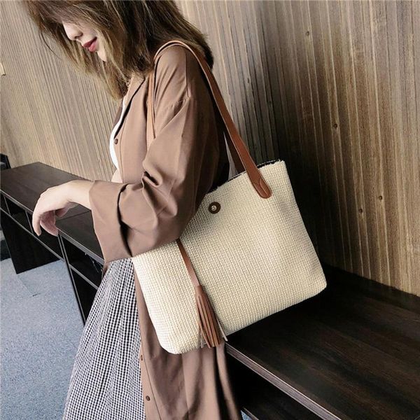 2021 summer straw bags for women woven shoulder bags casual tassel handbag female large capacity tote travel shopping bag
2021 summer straw bags for women woven shoulder bags casual tassel handbag female large capacity tote travel shopping bag