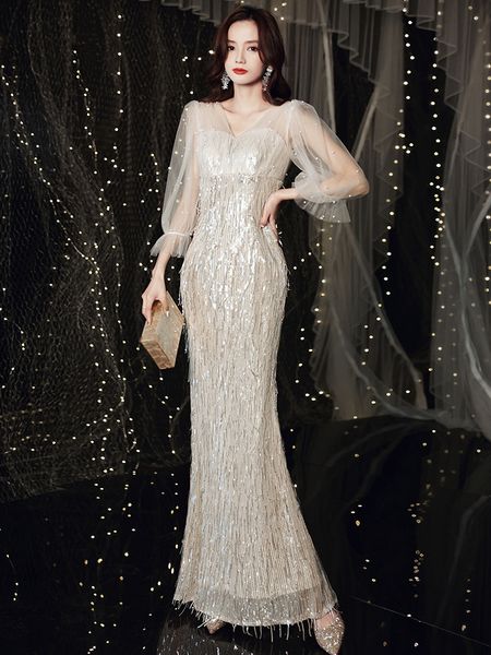 gorgeous strapless long sleeve pageant party gown brilliant sequins v neck mermaid evening dress female banquet lange jurk, Black;red
gorgeous strapless long sleeve pageant party gown brilliant sequins v neck mermaid evening dress female banquet lange jurk, Black;red