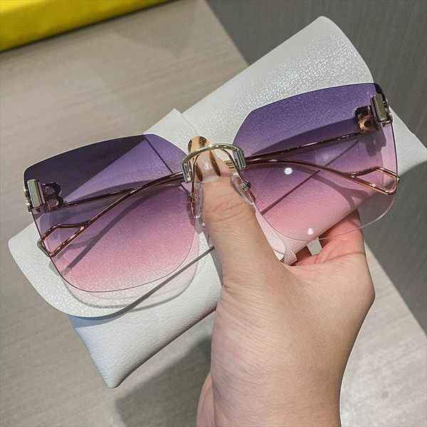 oversized rimless sunglasses women brand designer vintage square sun glasses for men trendy retro shades oculos, White;black
oversized rimless sunglasses women brand designer vintage square sun glasses for men trendy retro shades oculos, White;black
