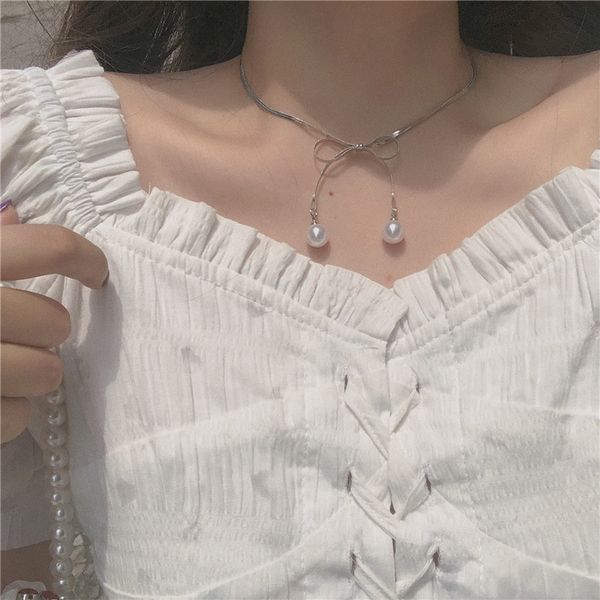 design jewelry temperament pearl bow necklace female summer design sense of minority clavicle chain choker, Silver
design jewelry temperament pearl bow necklace female summer design sense of minority clavicle chain choker, Silver