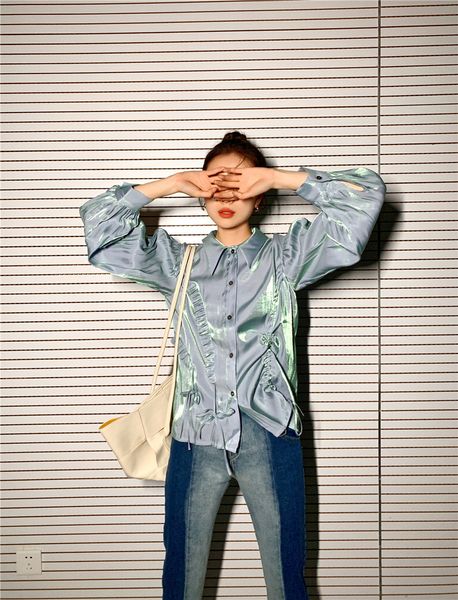 new polarized light 2021 women satin and bloues ruffles long button up shirt sleeve fashion o3f9, White
new polarized light 2021 women satin and bloues ruffles long button up shirt sleeve fashion o3f9, White