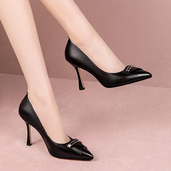 dress shoes 2021 autumn thin heeled pointed toe shallow mouth four seasons wearable women's leather fashion comfortable, Black
dress shoes 2021 autumn thin heeled pointed toe shallow mouth four seasons wearable women's leather fashion comfortable, Black