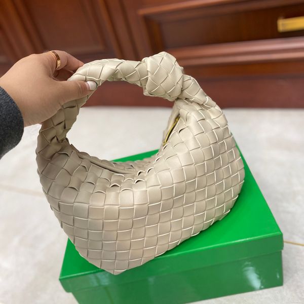 knitting b bag fashion clutch bags for women designer handbag mini jodie shoulder bags jodie designers purse cross body handbags 2110261l
knitting b bag fashion clutch bags for women designer handbag mini jodie shoulder bags jodie designers purse cross body handbags 2110261l