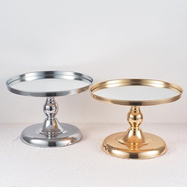 other bakeware european round cake stand shelf rack electroplating iron holder for wedding party dessert display
other bakeware european round cake stand shelf rack electroplating iron holder for wedding party dessert display