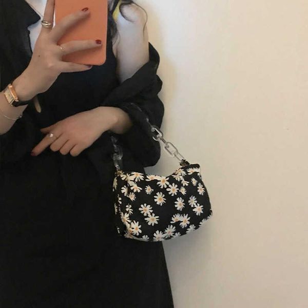 duffel bags korea's women's ladies baguette little chain daisy holiday bag crossbody fashion #40
duffel bags korea's women's ladies baguette little chain daisy holiday bag crossbody fashion #40