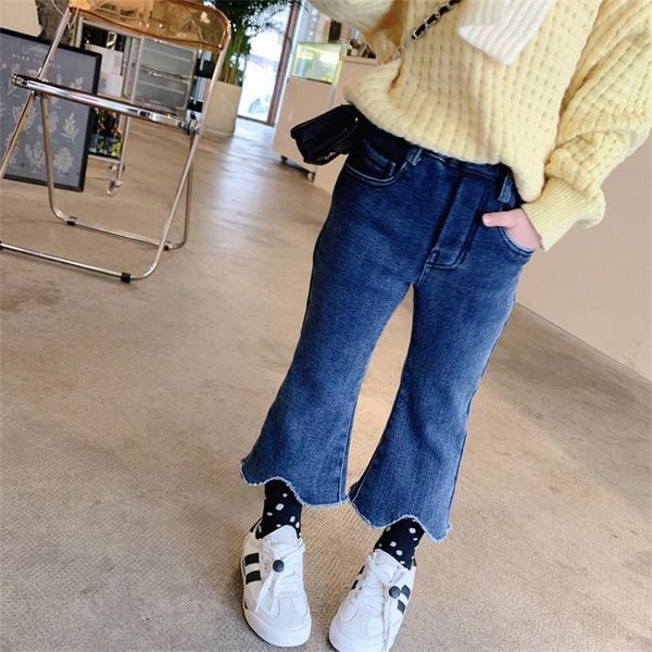 jeans 2021 winter girls fashion thick warm fleece pant baby kids childdren denim trousers, Blue
jeans 2021 winter girls fashion thick warm fleece pant baby kids childdren denim trousers, Blue