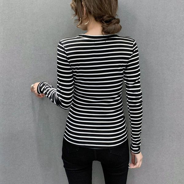 2021 new spring fall european style cotton t-shirt girls chic v-neck button pullover patchwork mesh women all match t11214a g8ll, White
2021 new spring fall european style cotton t-shirt girls chic v-neck button pullover patchwork mesh women all match t11214a g8ll, White